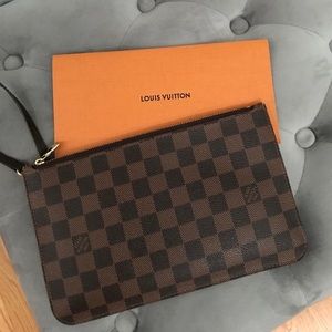 Louis Vuitton Clutch/Wristlet